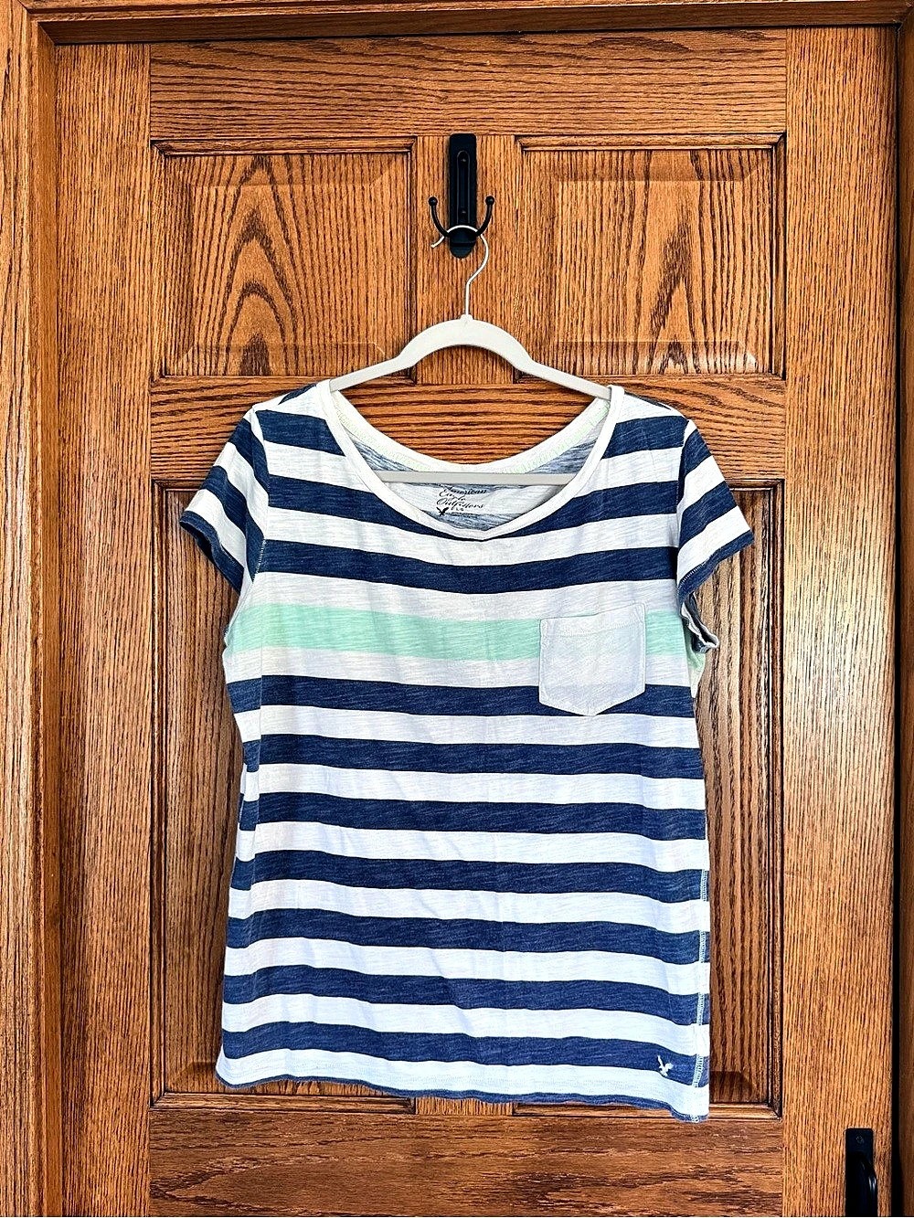 American Eagle Outfitters Striped Short Sleeve Tee in Blue & White Size Large